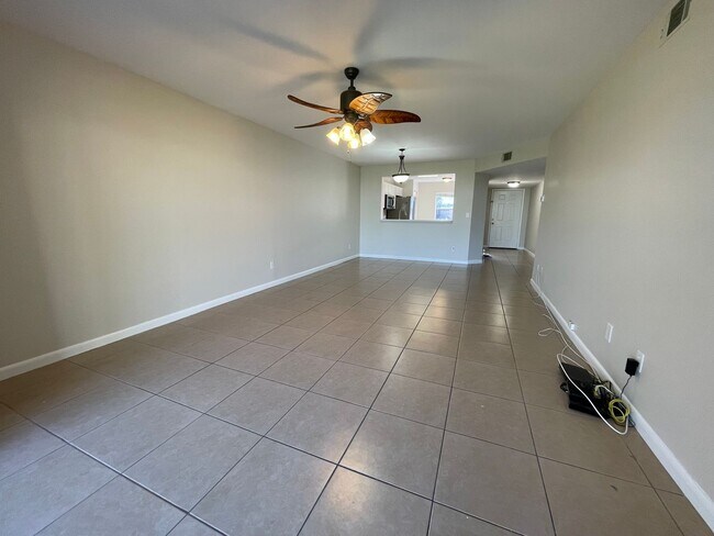 Building Photo - ANNUAL RENTAL - 2 BED / 2 BATH AT CANTERBURY VILLAGE