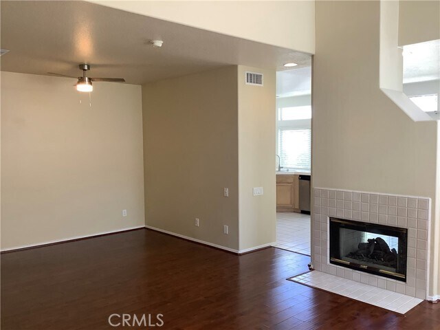 Building Photo - 932 S Lone Pine Ln