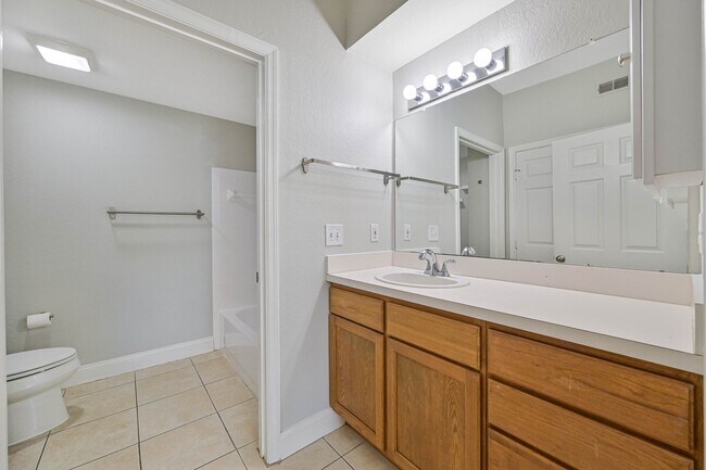 Building Photo - 23660 Walden Center Dr