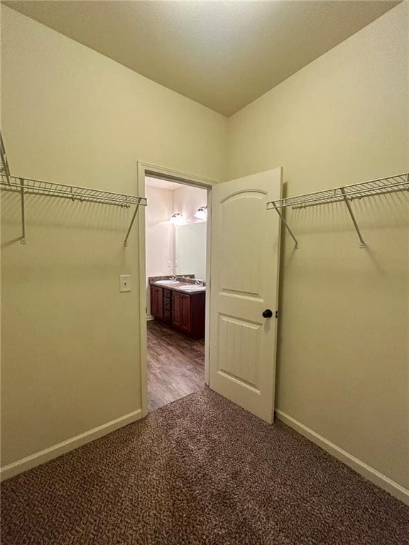 Building Photo - 664 Oakside Pl