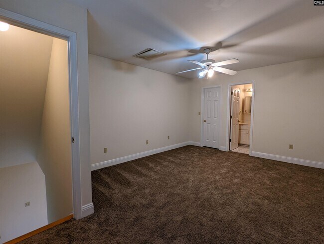Building Photo - 221 S Pickens St