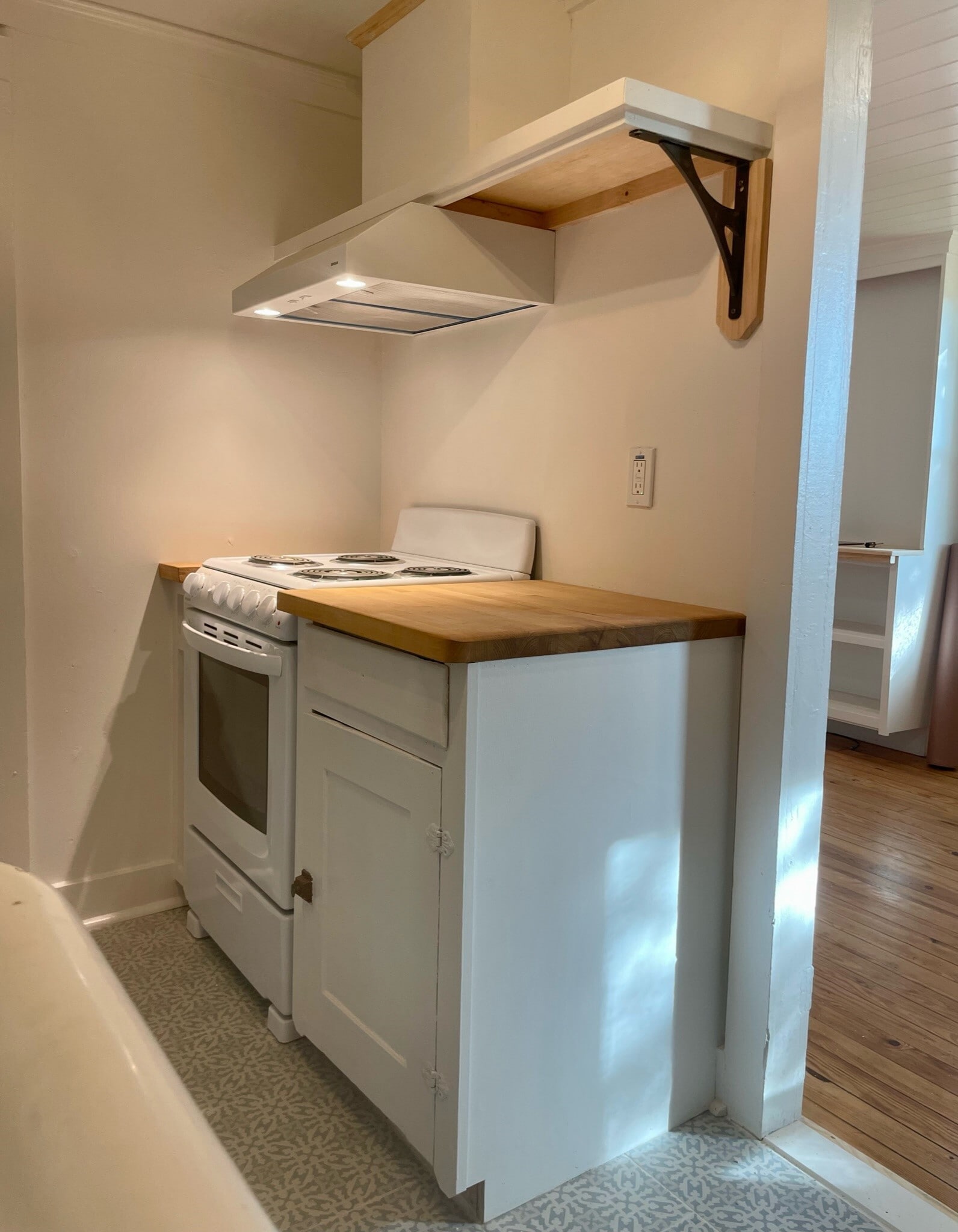 Building Photo - 27320 Morgnec Rd