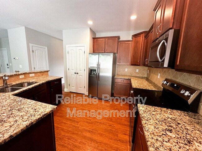Building Photo - 282 Flowers Crest Way