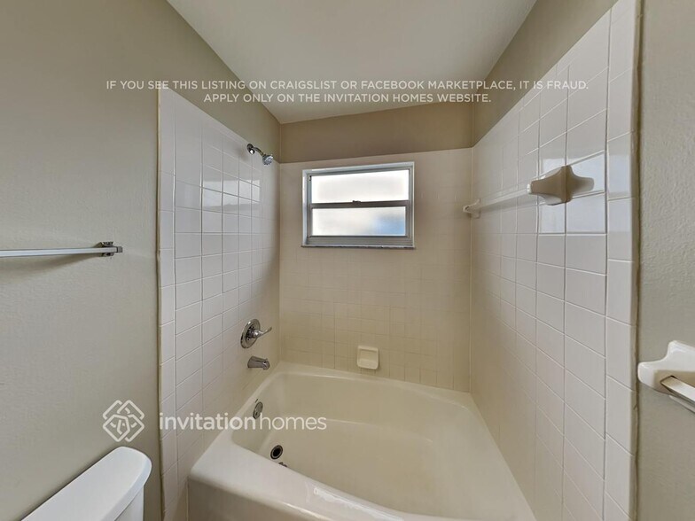 Building Photo - 27331 Coral Springs Dr