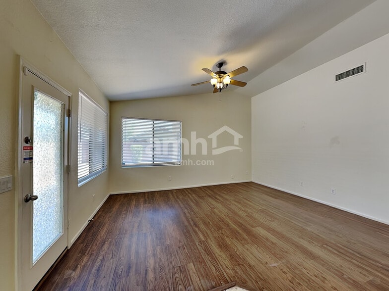 Building Photo - 16803 W Fillmore St