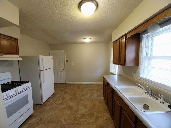 Building Photo - 1714 N Pearl St