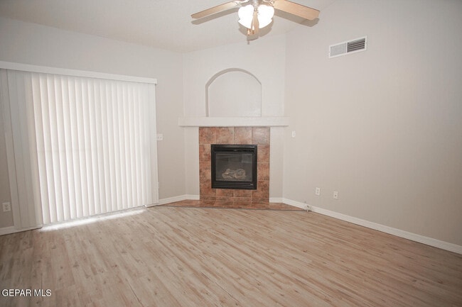 Building Photo - 1532 Century Plant Dr