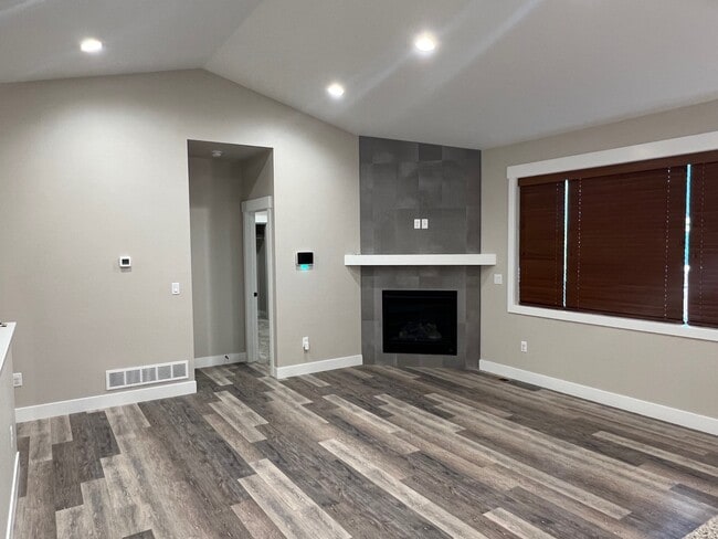 Building Photo - 5428 Dolomite Cir