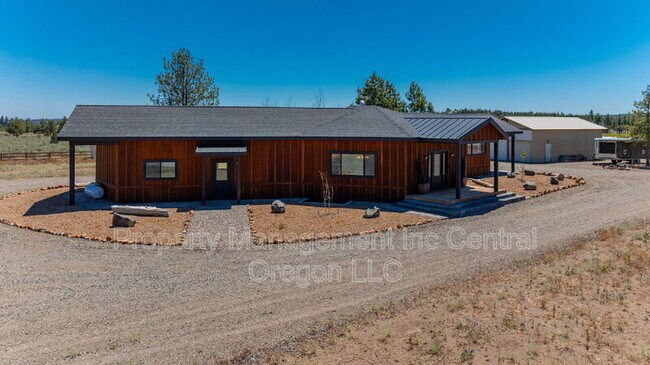 Building Photo - 66966 Gist Rd