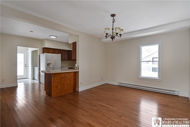 Building Photo - 101 Valley St