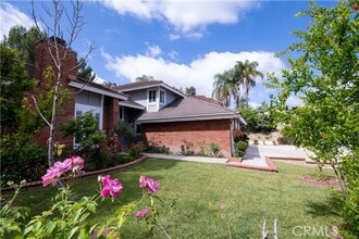 Building Photo - 1512 Eldertree Dr