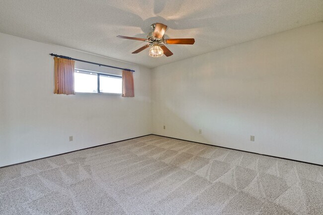 Building Photo - Wow! What a Great Home! Available Soon!