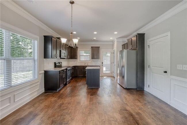 Building Photo - 428 Meadow Vista Ln