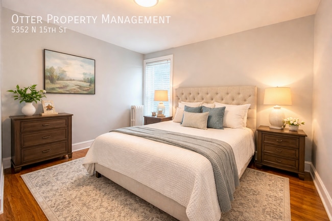 Building Photo - 5352 N 15th St