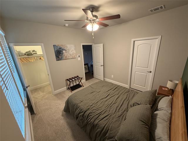 Building Photo - 328 Greenhouse Dr