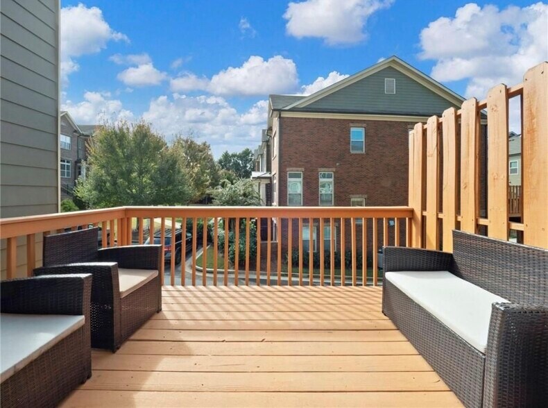Building Photo - 1197 Lavista Cir NE