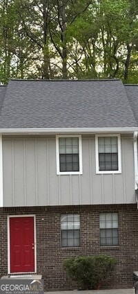 Building Photo - 140 Meadowbrook Ct