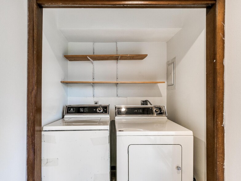 Building Photo - 201 Wellons Dr