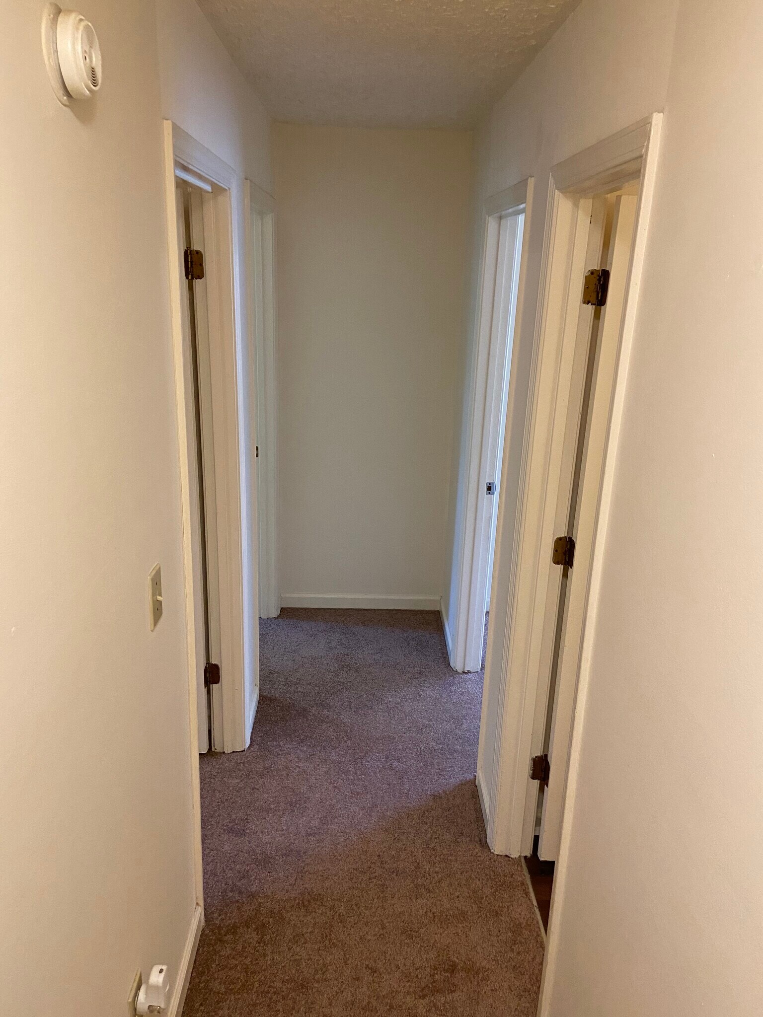 Hallway - 897 Ventnor Pl SW