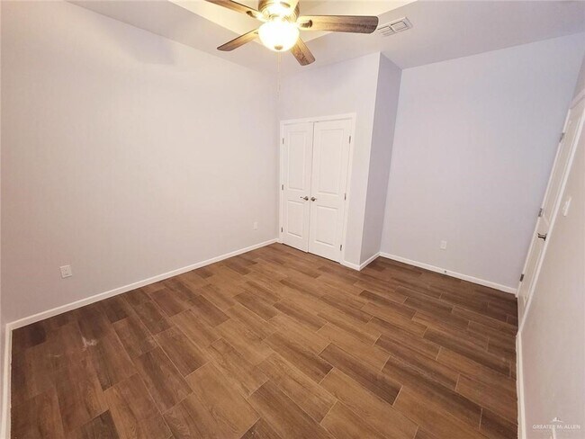 Building Photo - 3409 Fuerte Ave