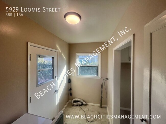 Building Photo - Charming 3 Bedroom Lakewood Home