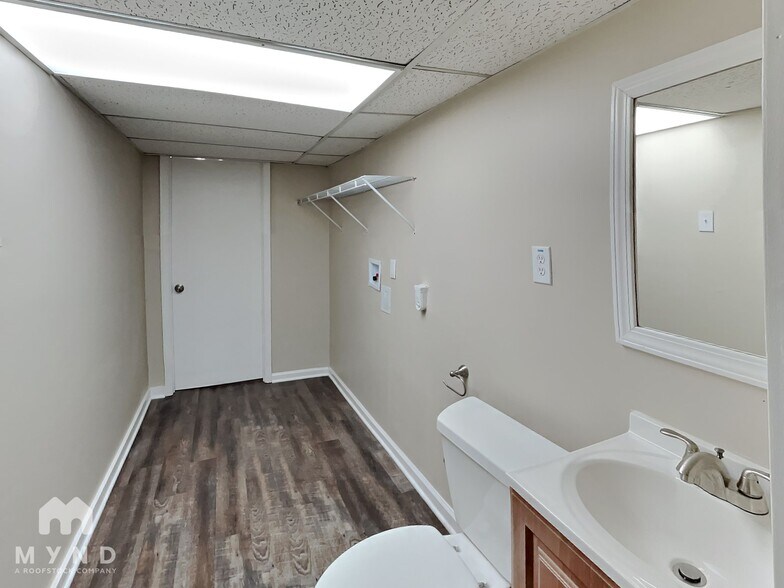 Building Photo - 4617 Tucson Trail SW