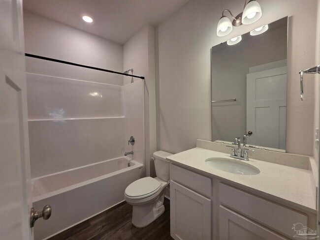 Building Photo - 5839 Sargassum Ln