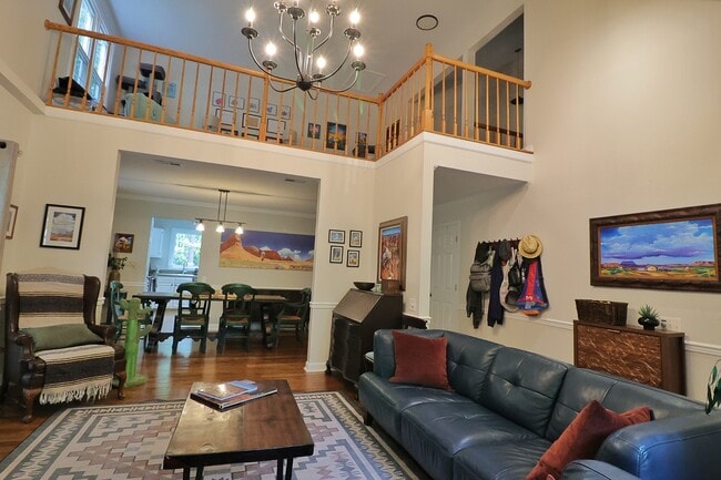Building Photo - 2804 Cove Ridge Rd