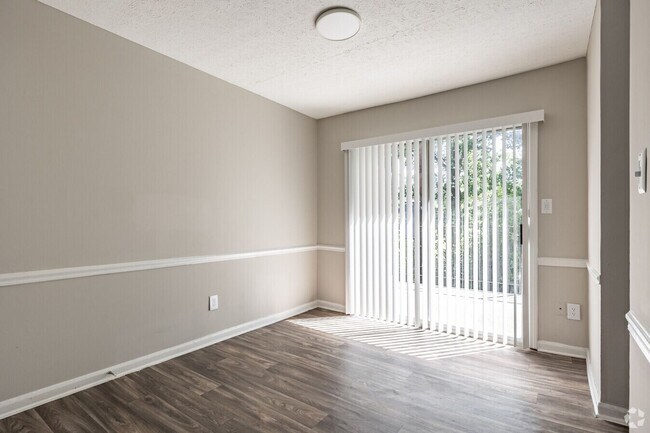 Building Photo - Hidden Woods Apartments