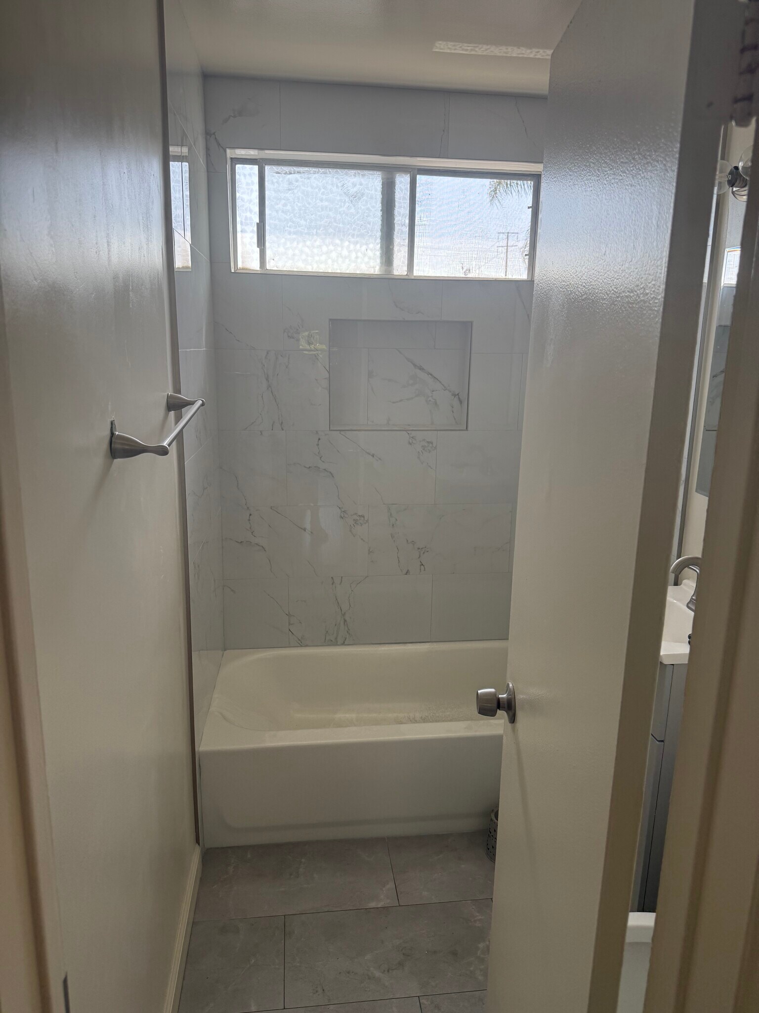 Building Photo - 15116 Studebaker Rd