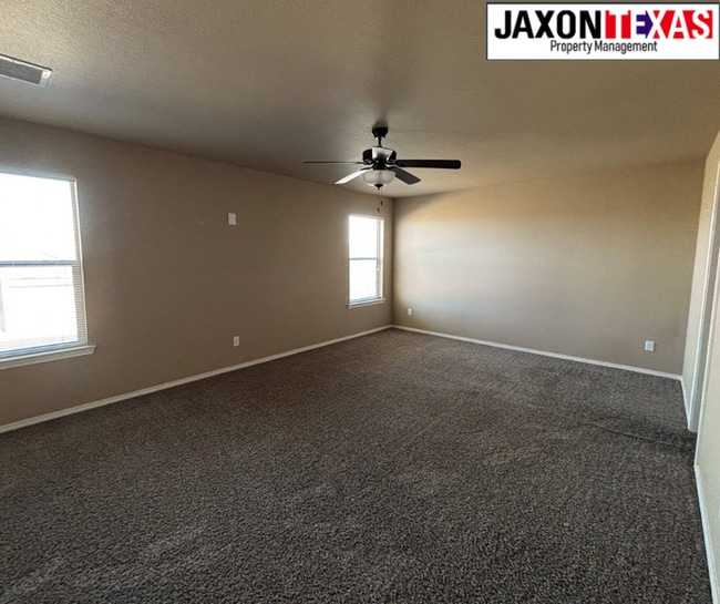 Building Photo - 5938 Megan St