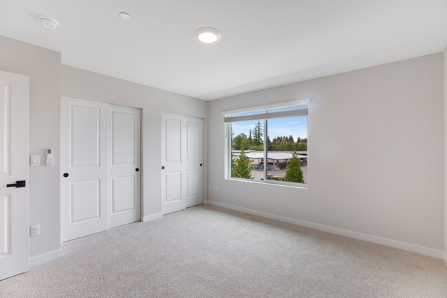 Building Photo - 14707 87th Ave SE