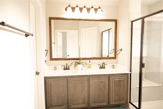 Building Photo - 4147 Lagoon Pl