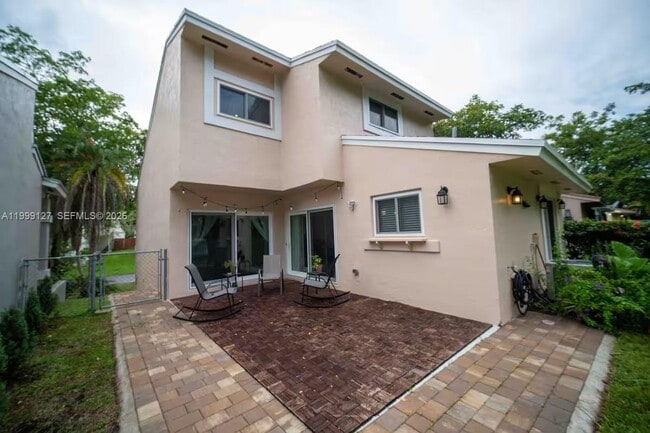 Building Photo - 21761 SW 98th Pl