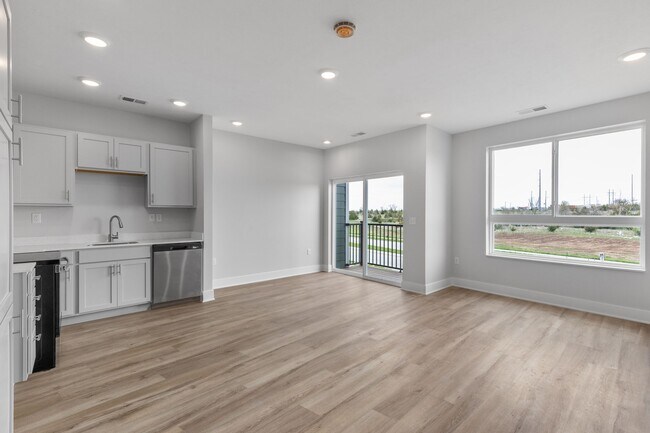 Building Photo - 1-Bedroom