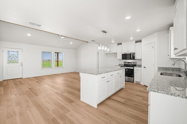 Building Photo - Country Living In Idalou ISD!