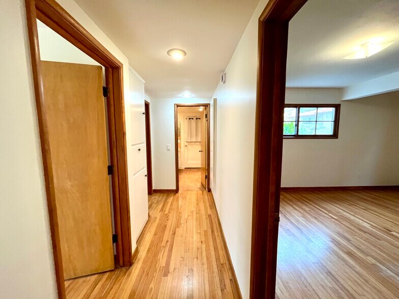 Building Photo - 2548 Via Carrillo