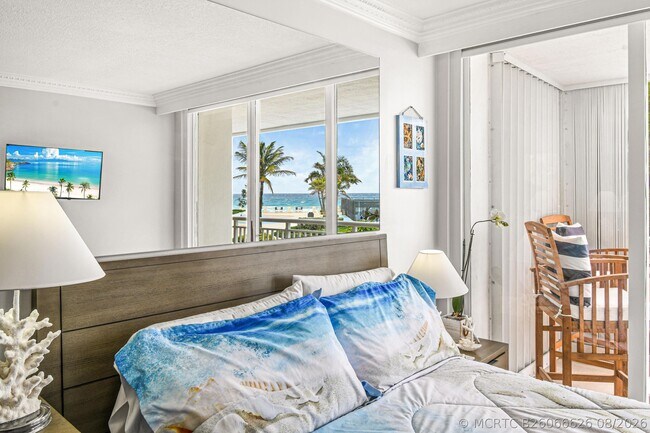 Building Photo - 3546 S Ocean Blvd
