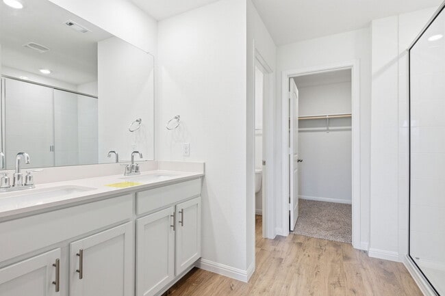 Building Photo - 1904 Marlin Spike Dr