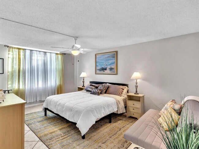 Building Photo - 5200 N Ocean Blvd