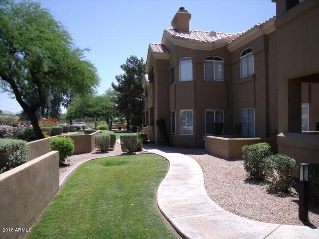Building Photo - 5335 E Shea Blvd