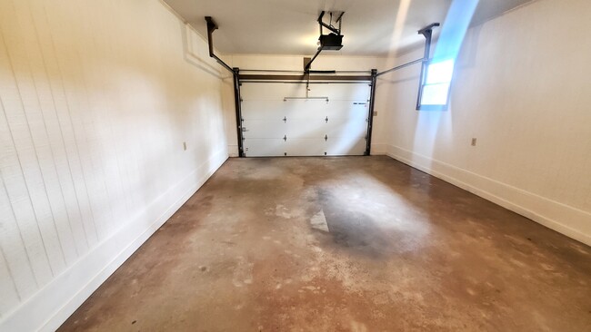 Building Photo - 12735 US-221