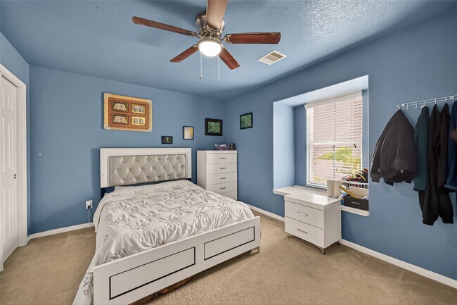 Building Photo - 18303 All Oak Trail