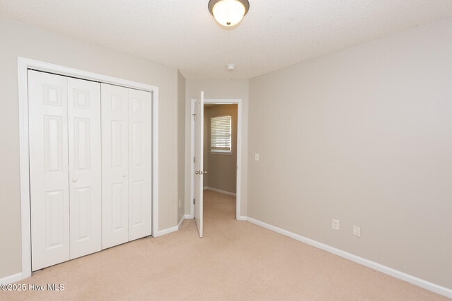 Building Photo - 606 Mattocks Ave