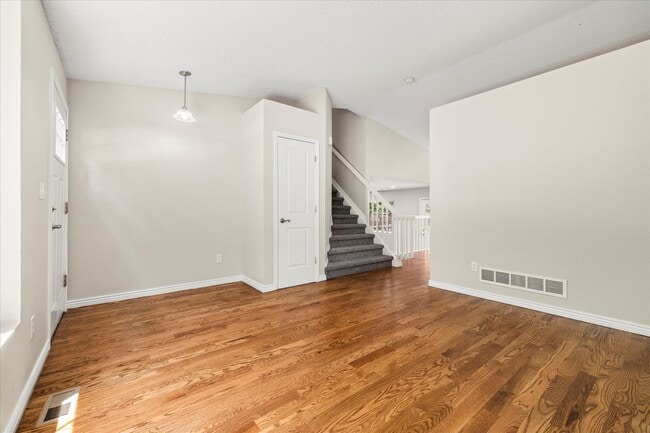 Building Photo - 4 Bed, 3 bath home in Parker