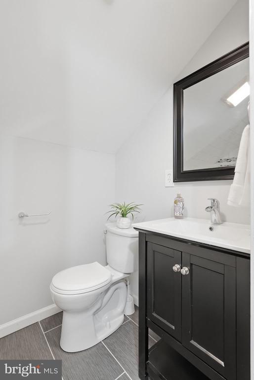 Building Photo - 5716 Crawford Dr