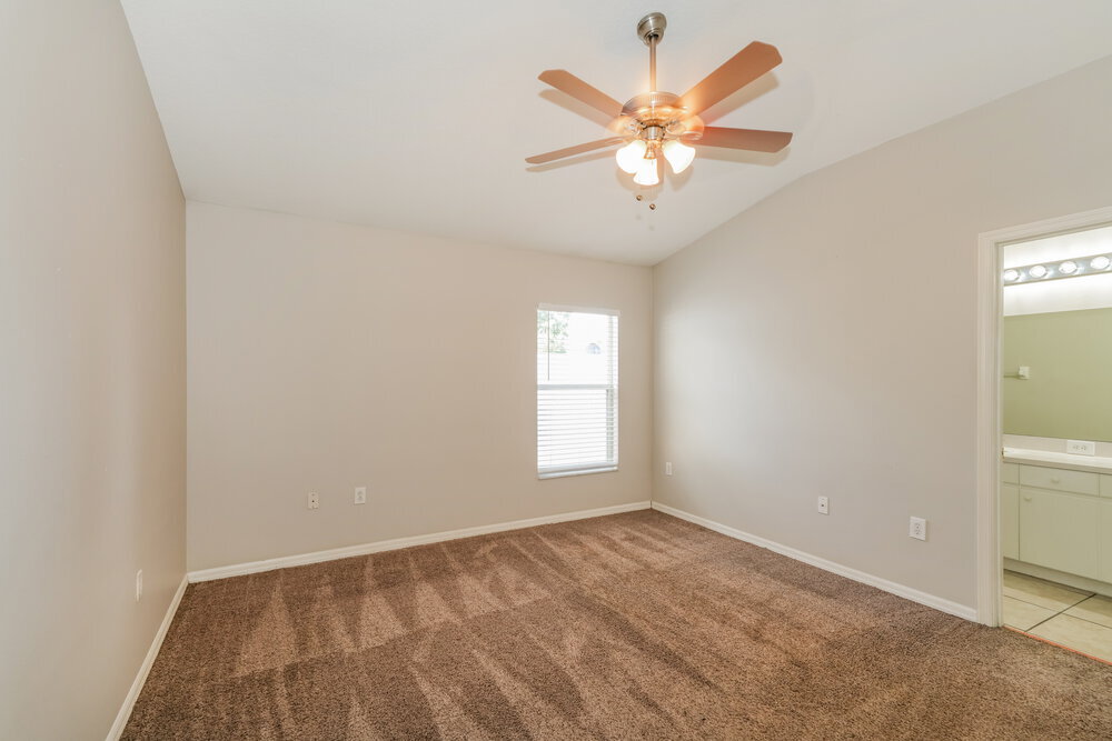 Building Photo - 4649 Roundview Ct