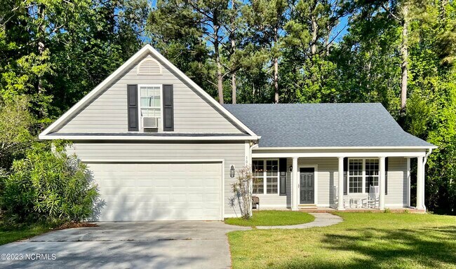 Building Photo - 10169 Whispering Cove Ct SE