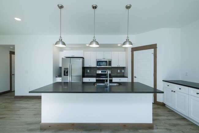 Building Photo - 91 Whiskey Way