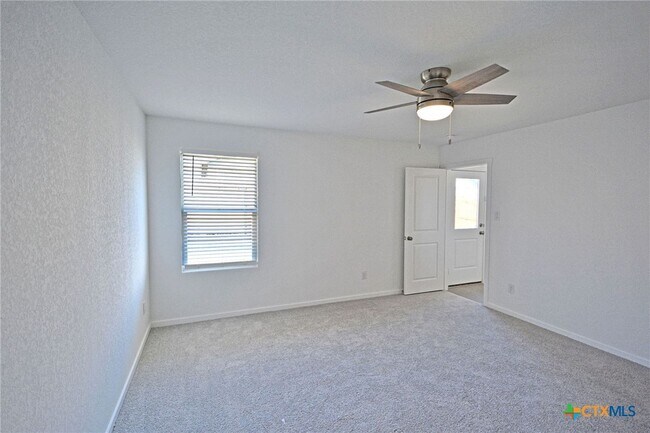 Building Photo - 1542 Tiptop Mdw